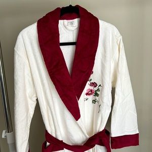 Mark&Spencer brand , M size , %100 cotton, soft  bath towel, never used,